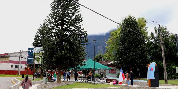 Inauguran Mejoramiento de la Plazoleta John F. Kennedy en Puerto Aysén