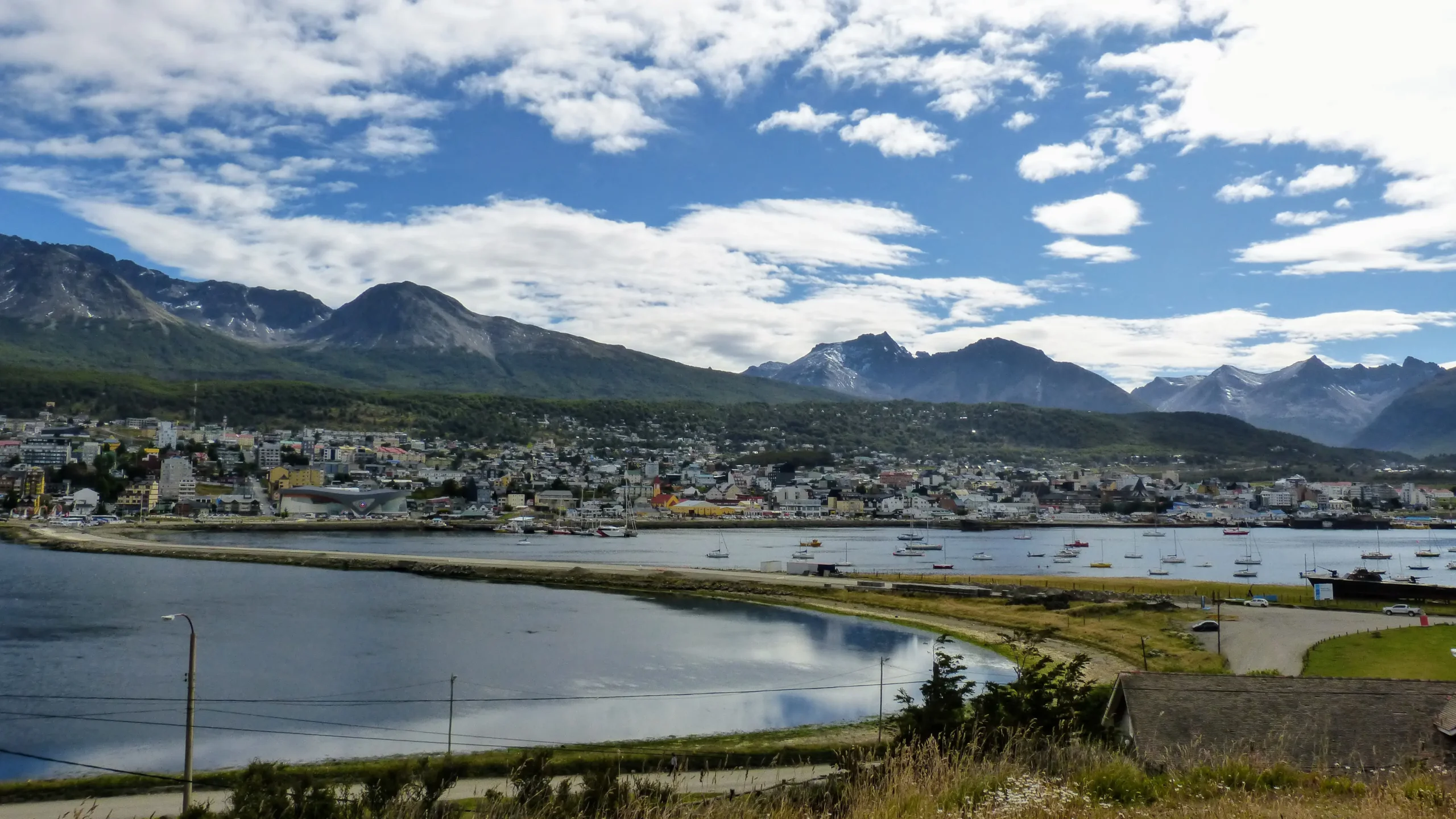 Turismo Aluén: Un Sueño Junto al Lago